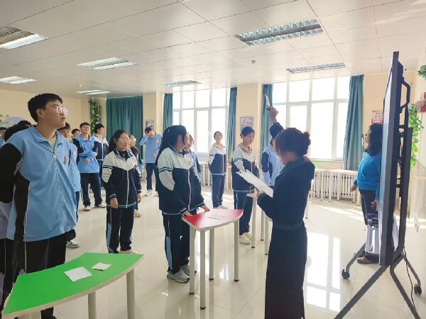 心理健康团体辅导：为高三学子减压
